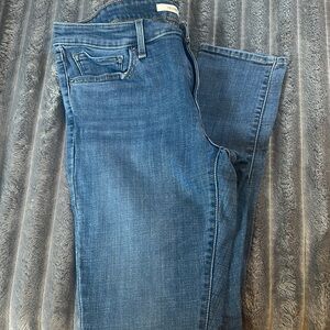 Levi's Women's Straight Leg Blue Jeans